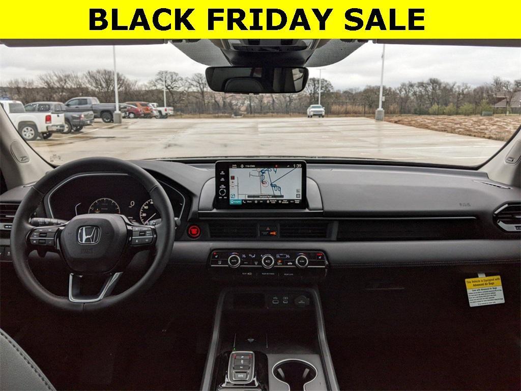 new 2025 Honda Pilot car, priced at $46,304