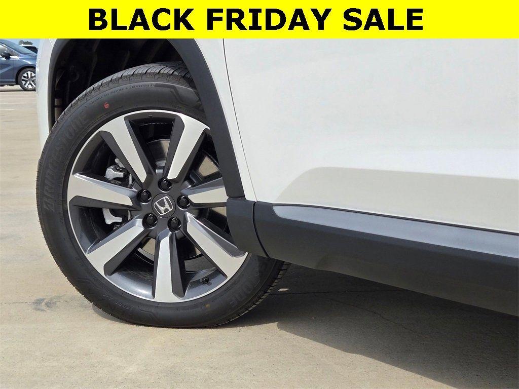 new 2025 Honda Pilot car, priced at $46,304