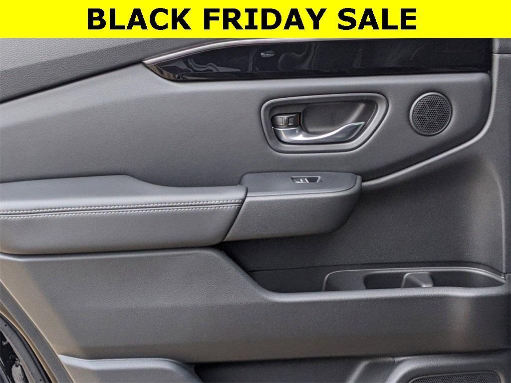 new 2025 Honda Pilot car, priced at $46,304