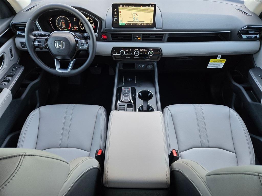 new 2025 Honda Pilot car, priced at $48,112