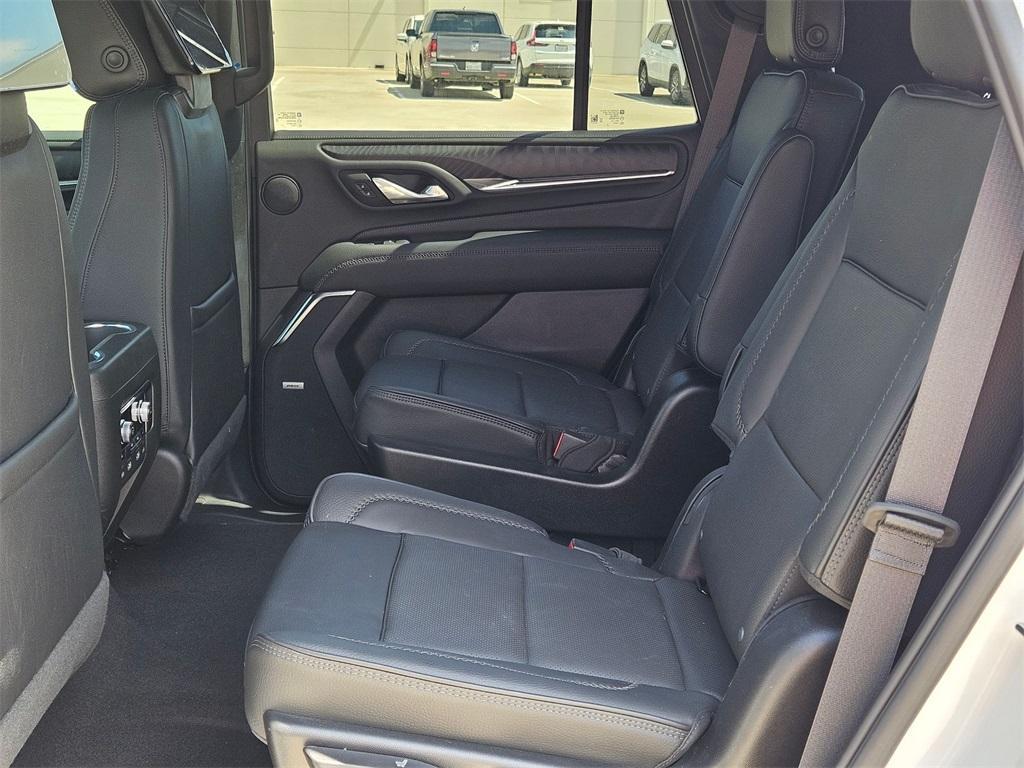 used 2024 GMC Yukon car, priced at $76,750