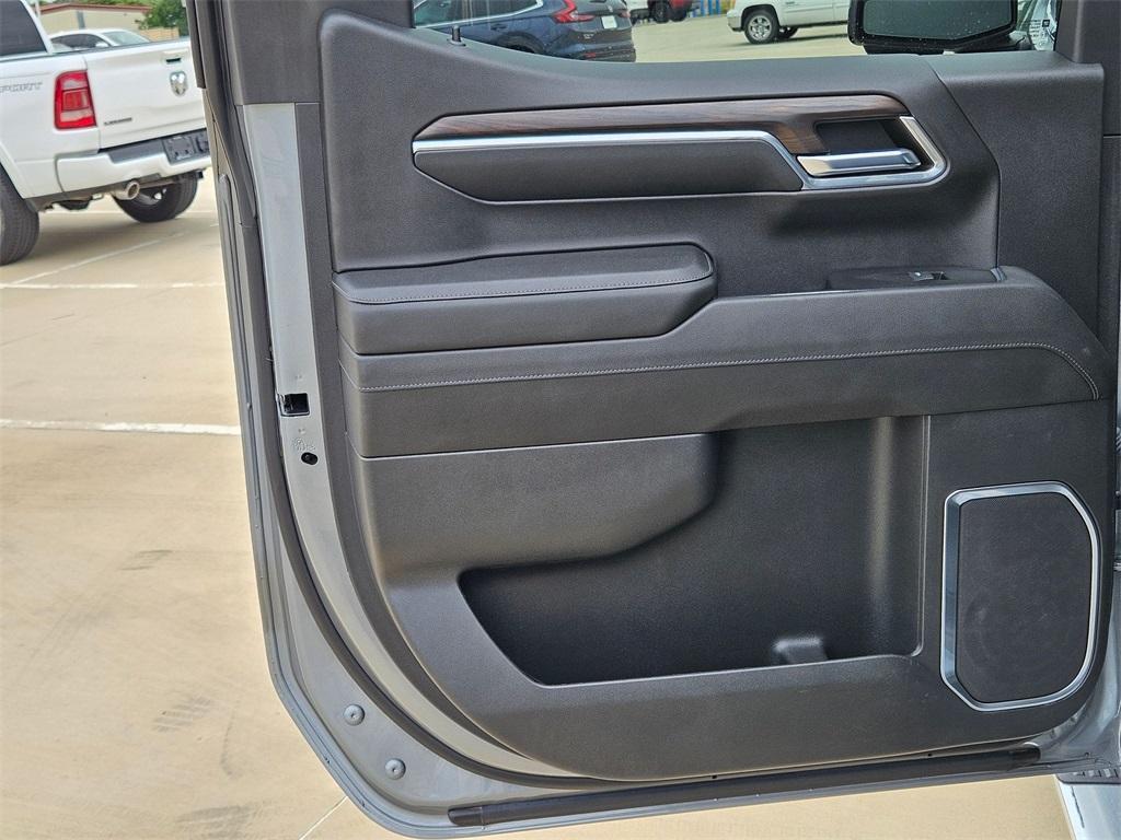 used 2023 GMC Sierra 1500 car, priced at $46,566