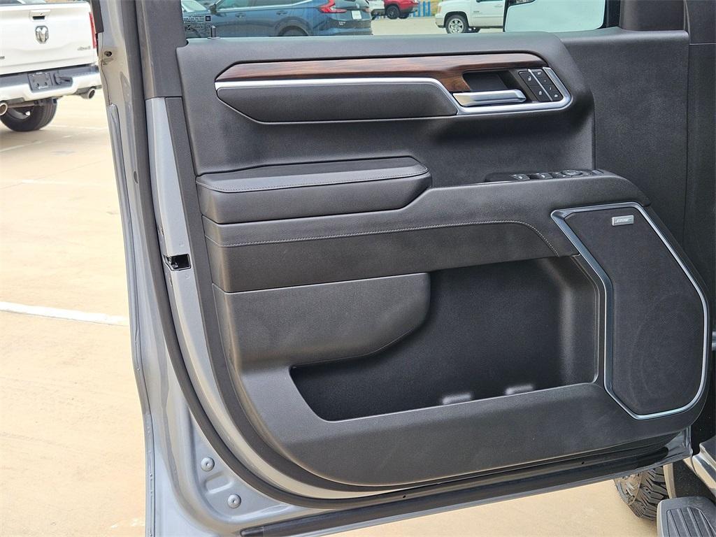 used 2023 GMC Sierra 1500 car, priced at $46,566