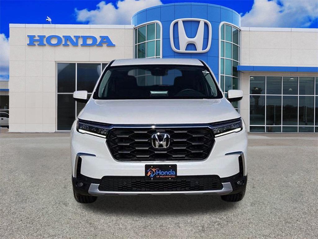 new 2025 Honda Pilot car, priced at $48,280