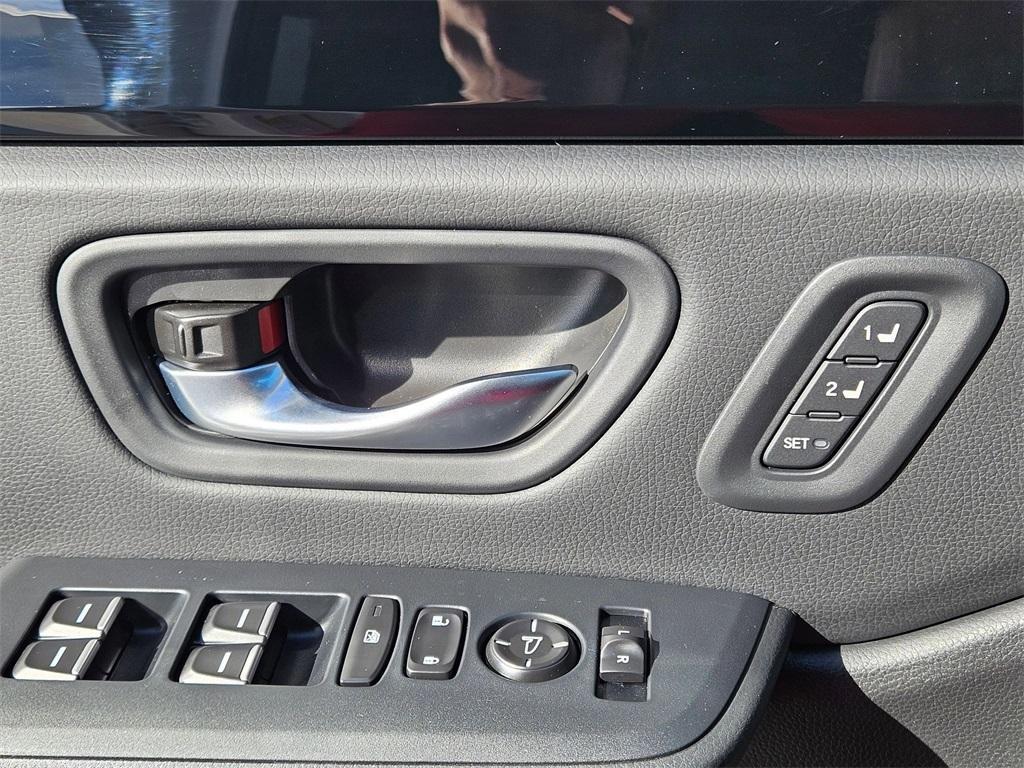 new 2025 Honda Pilot car, priced at $48,280