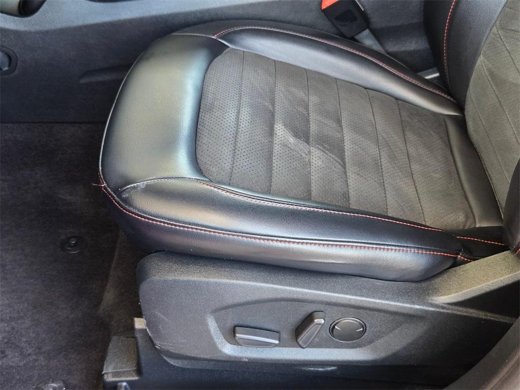 used 2020 Ford Edge car, priced at $19,425