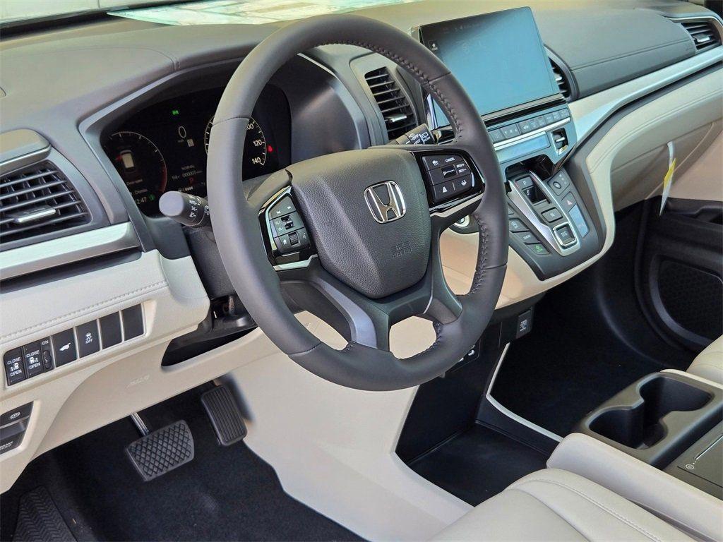new 2026 Honda Odyssey car, priced at $42,798