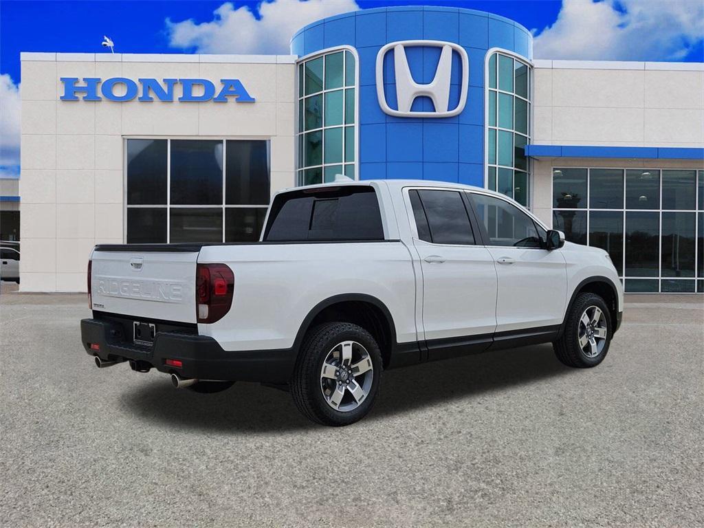 new 2025 Honda Ridgeline car, priced at $40,793