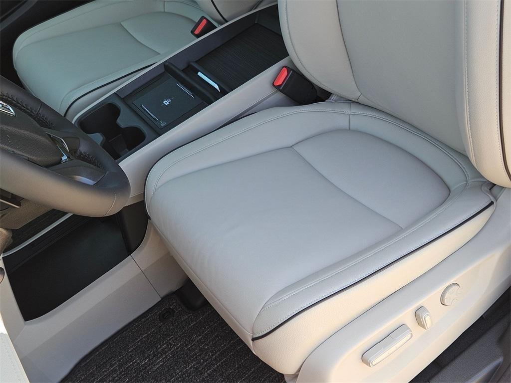 new 2025 Honda Odyssey car, priced at $45,323