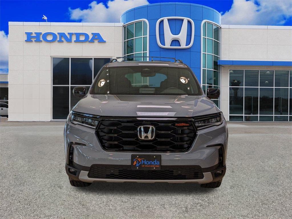 new 2025 Honda Pilot car, priced at $51,350