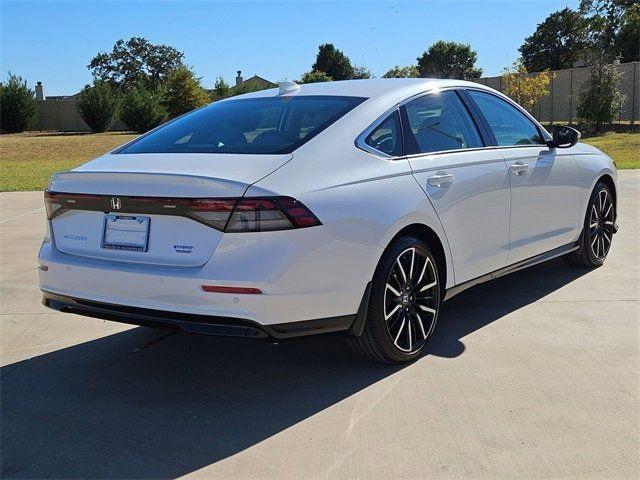 new 2025 Honda Accord Hybrid car, priced at $37,998