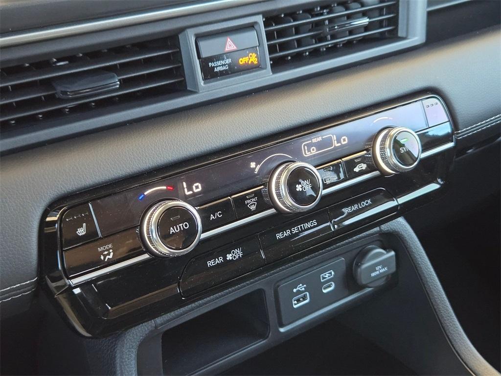 new 2025 Honda Pilot car, priced at $46,424