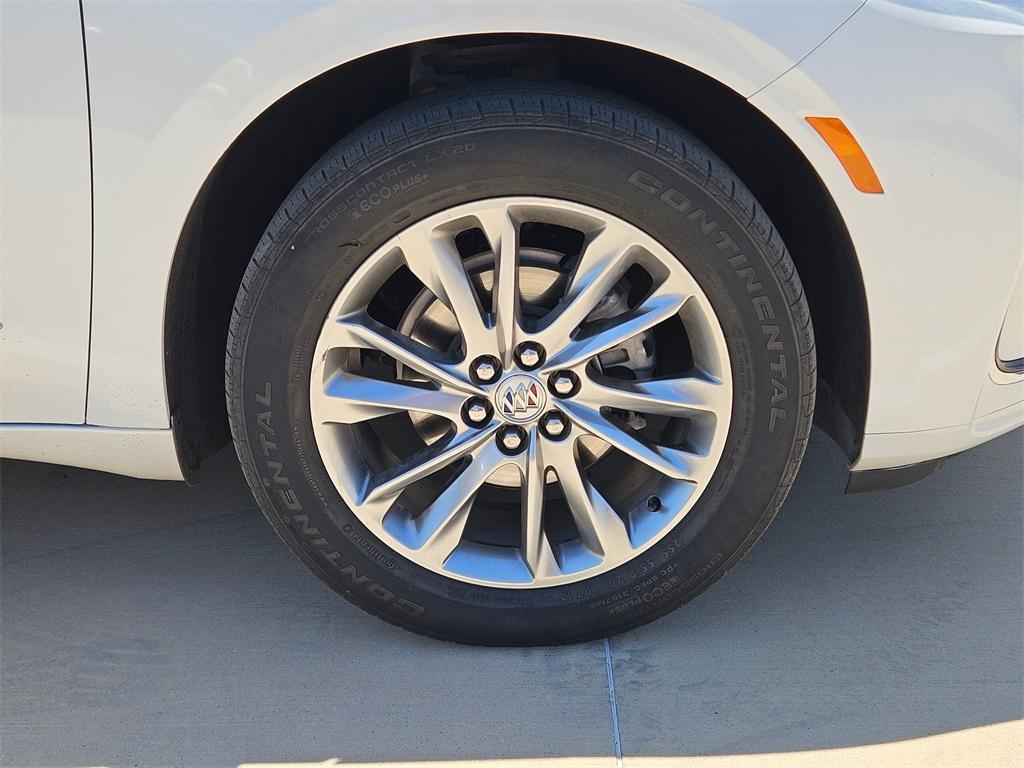 used 2024 Buick Enclave car, priced at $44,591