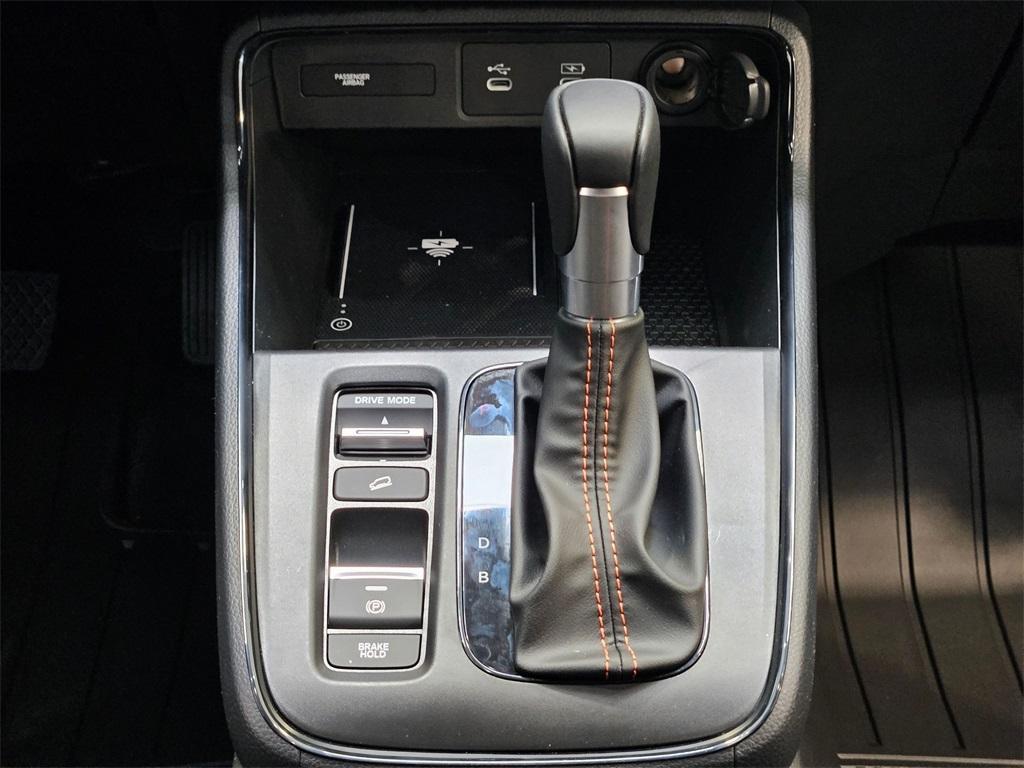 new 2026 Honda CR-V Hybrid car, priced at $40,195