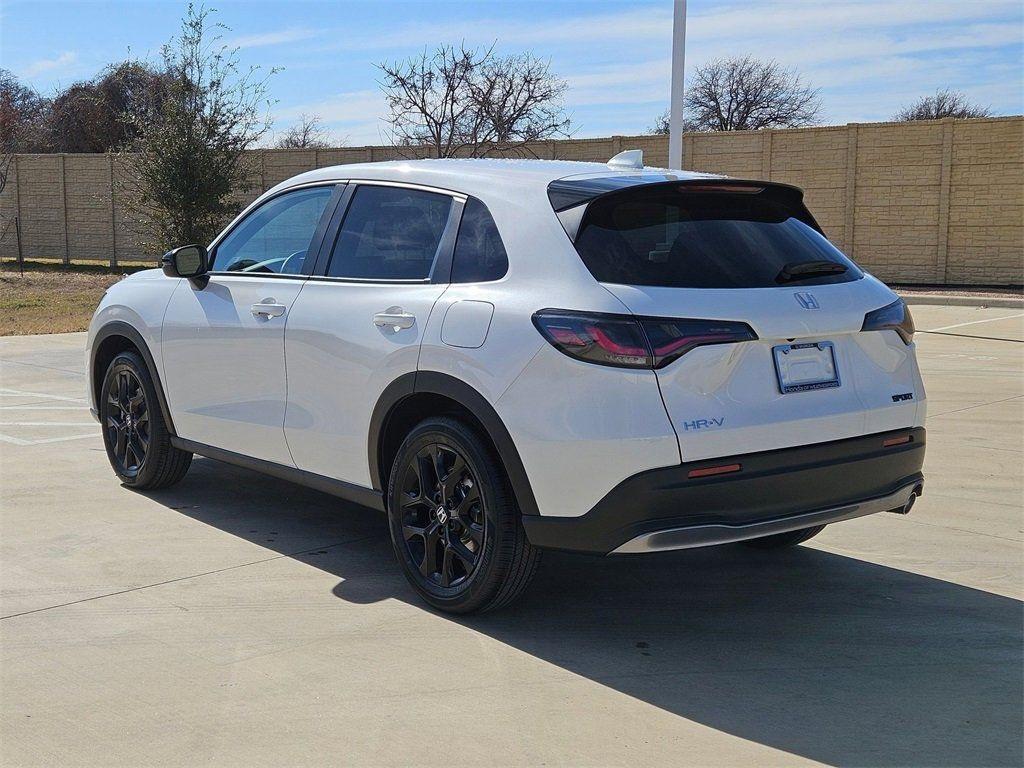 new 2025 Honda HR-V car, priced at $28,137