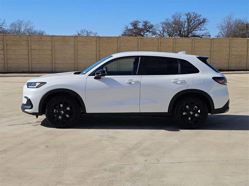 new 2025 Honda HR-V car, priced at $28,137