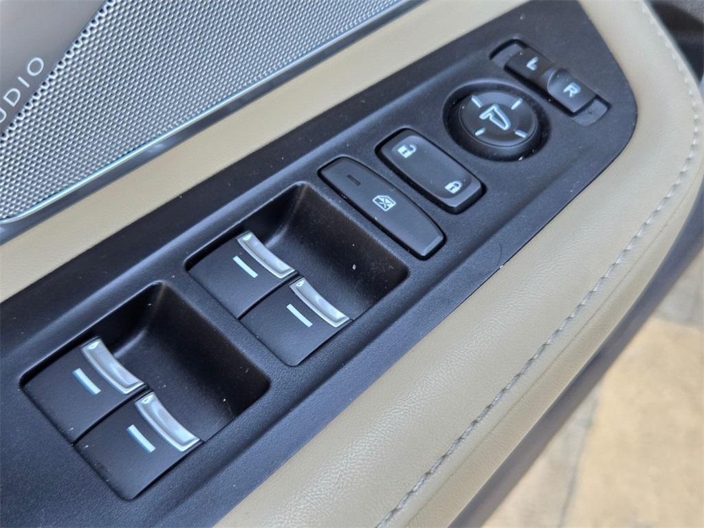 used 2022 Acura RDX car, priced at $28,838