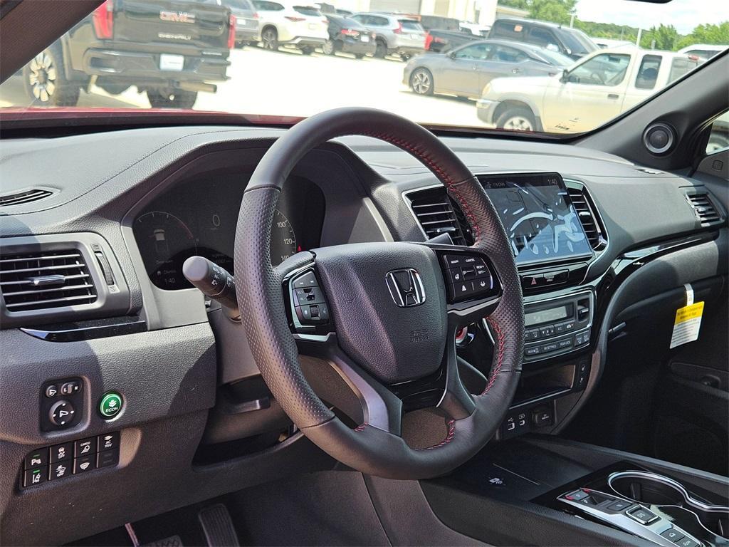 new 2025 Honda Ridgeline car, priced at $43,958