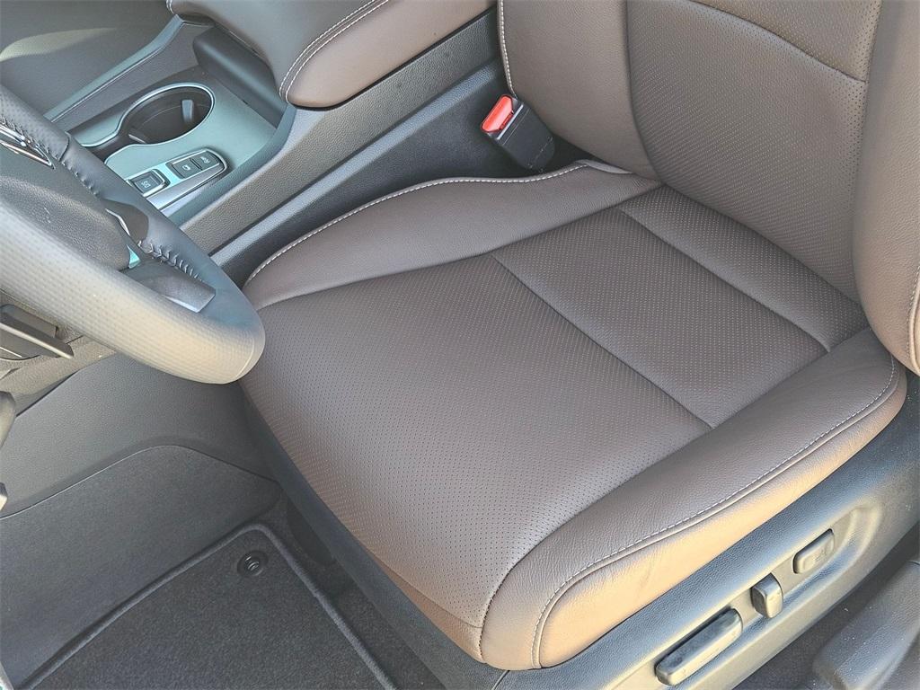 new 2025 Honda Passport car, priced at $44,655