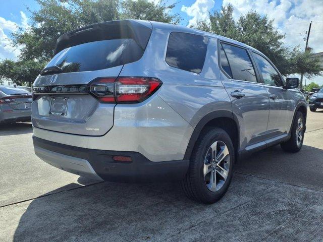 new 2025 Honda Pilot car, priced at $45,680