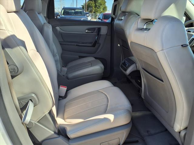 used 2015 Chevrolet Traverse car, priced at $8,495