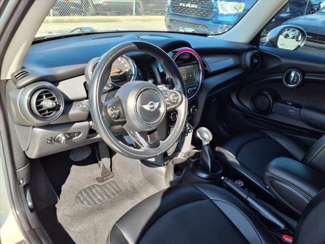 used 2018 MINI Hardtop car, priced at $20,000