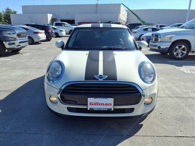 used 2018 MINI Hardtop car, priced at $20,000