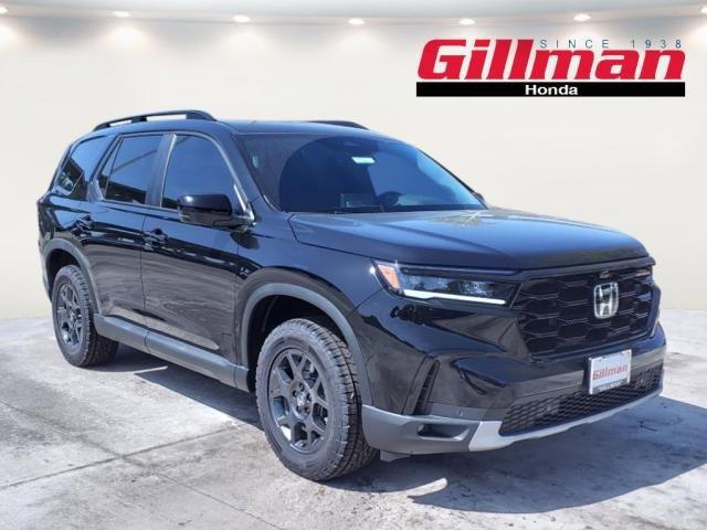 new 2025 Honda Pilot car, priced at $51,155
