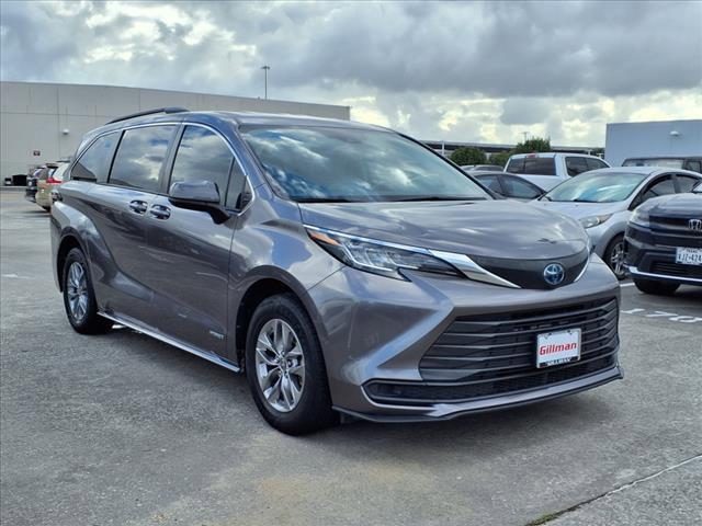 used 2021 Toyota Sienna car, priced at $26,995