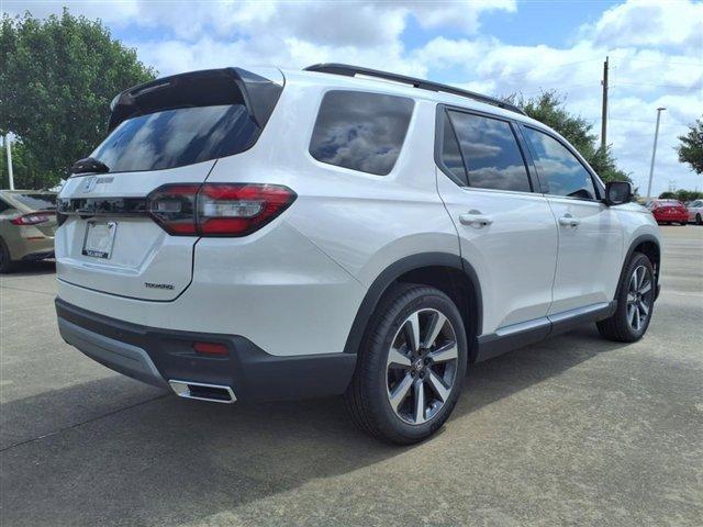 new 2025 Honda Pilot car, priced at $50,135