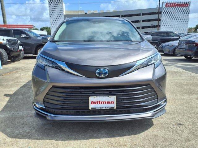 used 2022 Toyota Sienna car, priced at $34,995