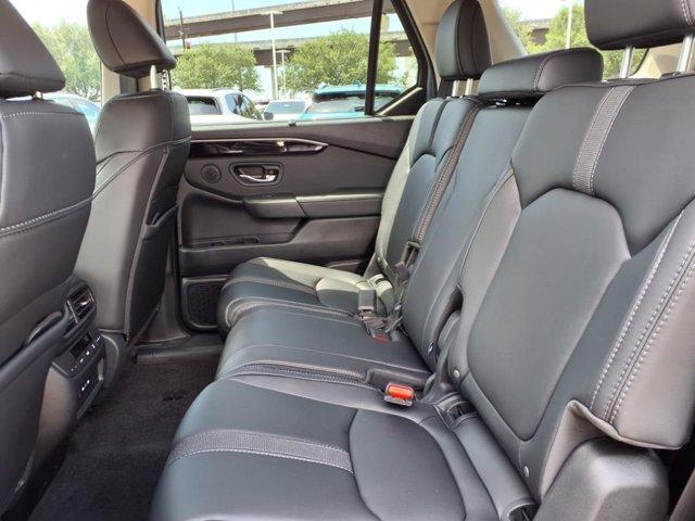 new 2025 Honda Pilot car, priced at $50,135
