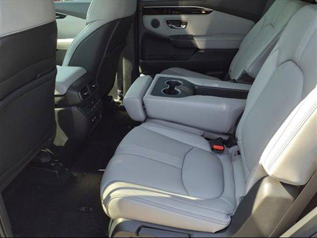 new 2025 Honda Pilot car, priced at $44,950