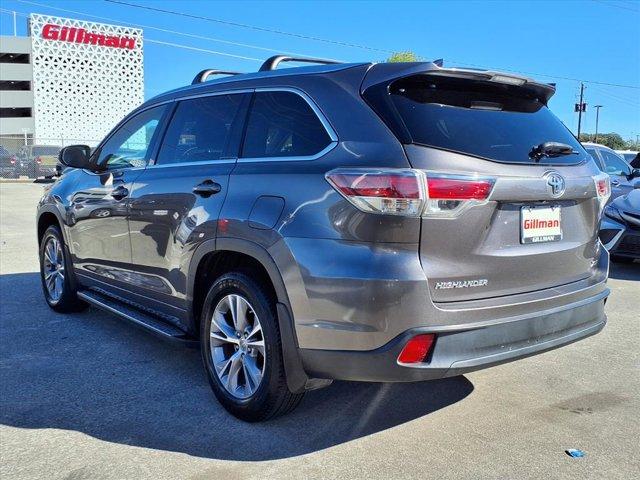 used 2014 Toyota Highlander car, priced at $15,995