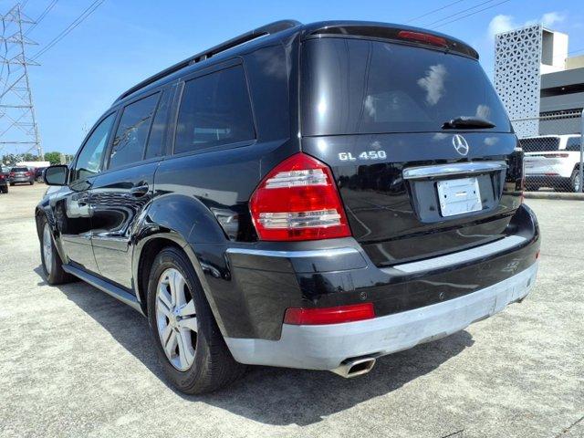 used 2009 Mercedes-Benz GL-Class car, priced at $13,000