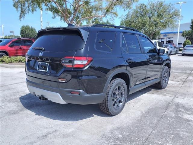 new 2025 Honda Pilot car, priced at $51,100