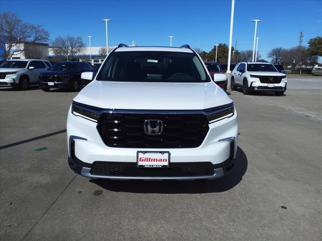 new 2025 Honda Pilot car, priced at $54,985