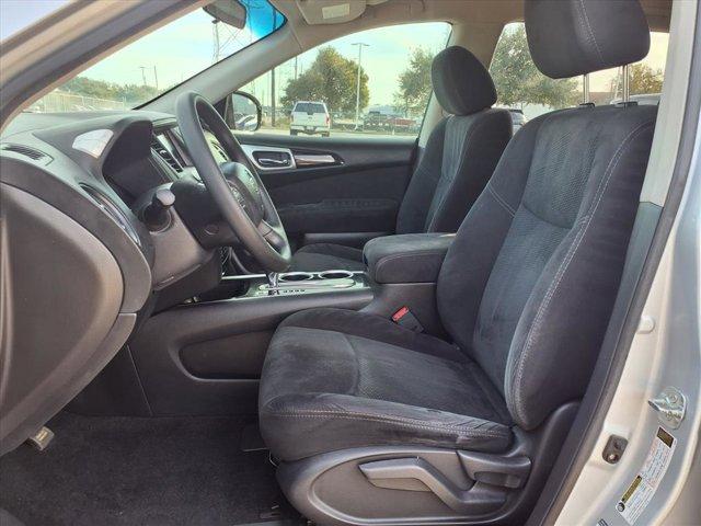used 2014 Nissan Pathfinder car, priced at $8,995