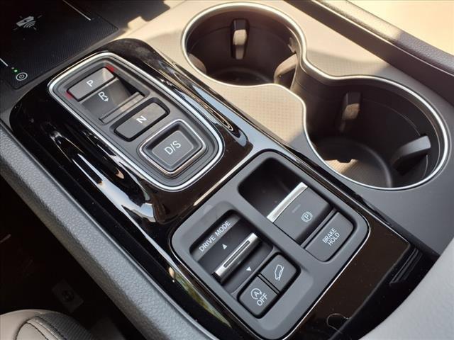 new 2025 Honda Pilot car, priced at $48,950
