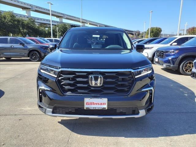 new 2025 Honda Pilot car, priced at $44,995