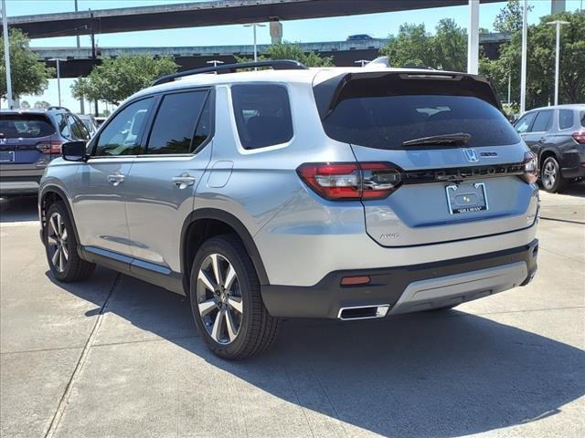 new 2025 Honda Pilot car, priced at $50,995