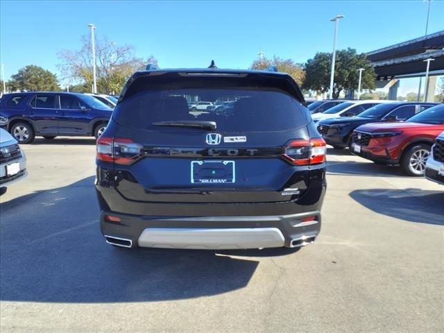 new 2025 Honda Pilot car, priced at $48,950