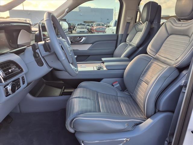 used 2019 Lincoln Navigator car, priced at $39,995