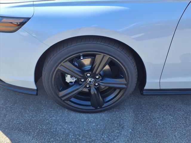 new 2025 Honda Accord Hybrid car, priced at $37,025