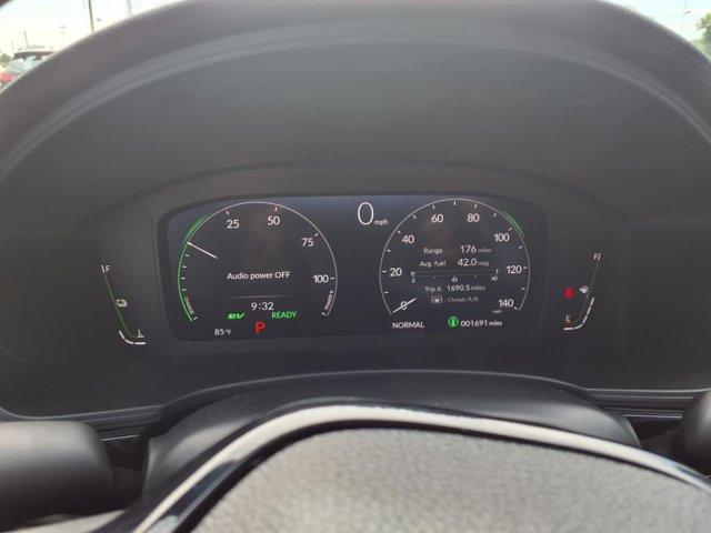 used 2025 Honda Civic Hybrid car, priced at $29,995