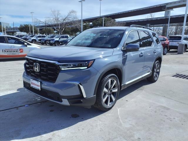 new 2025 Honda Pilot car, priced at $49,350