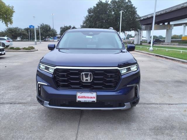 new 2025 Honda Pilot car, priced at $54,530
