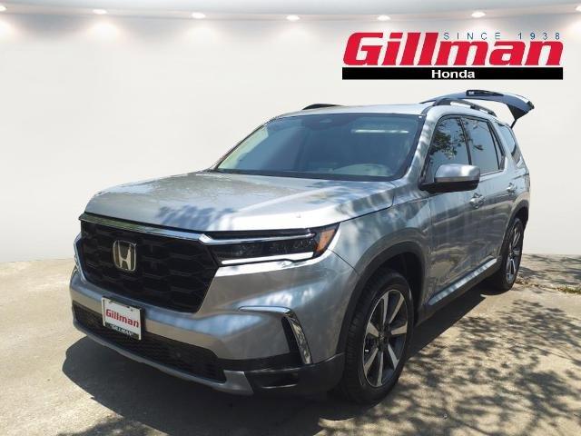 new 2025 Honda Pilot car, priced at $48,595