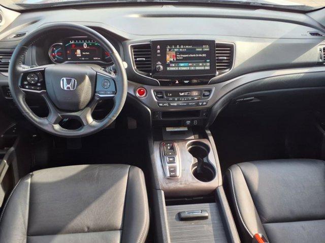 used 2022 Honda Pilot car, priced at $28,995