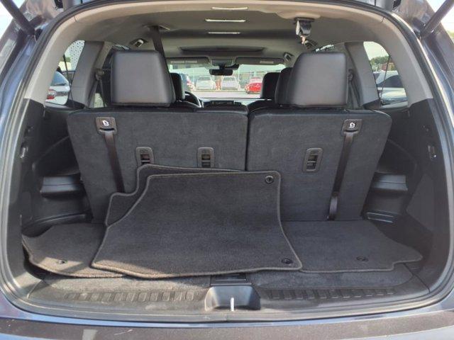 used 2022 Honda Pilot car, priced at $28,995